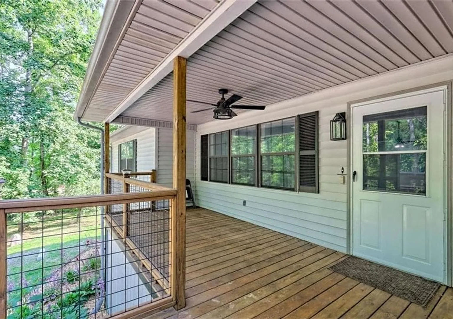 Spacious 4BR House in Blairsville — Photo 1