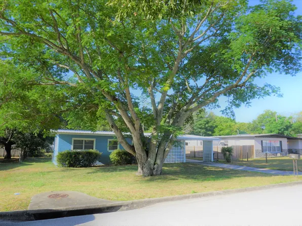 850 Center Ln, Clermont, FL 34711