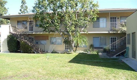 all units and laundry room on right