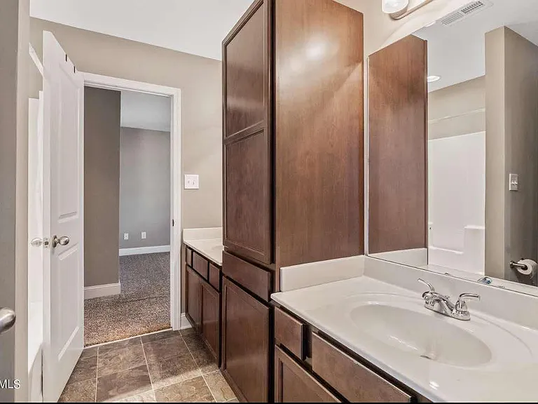2318 Denham Way — Photo 9