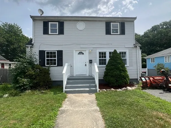 27 Oakdale St, Brockton, MA 02301