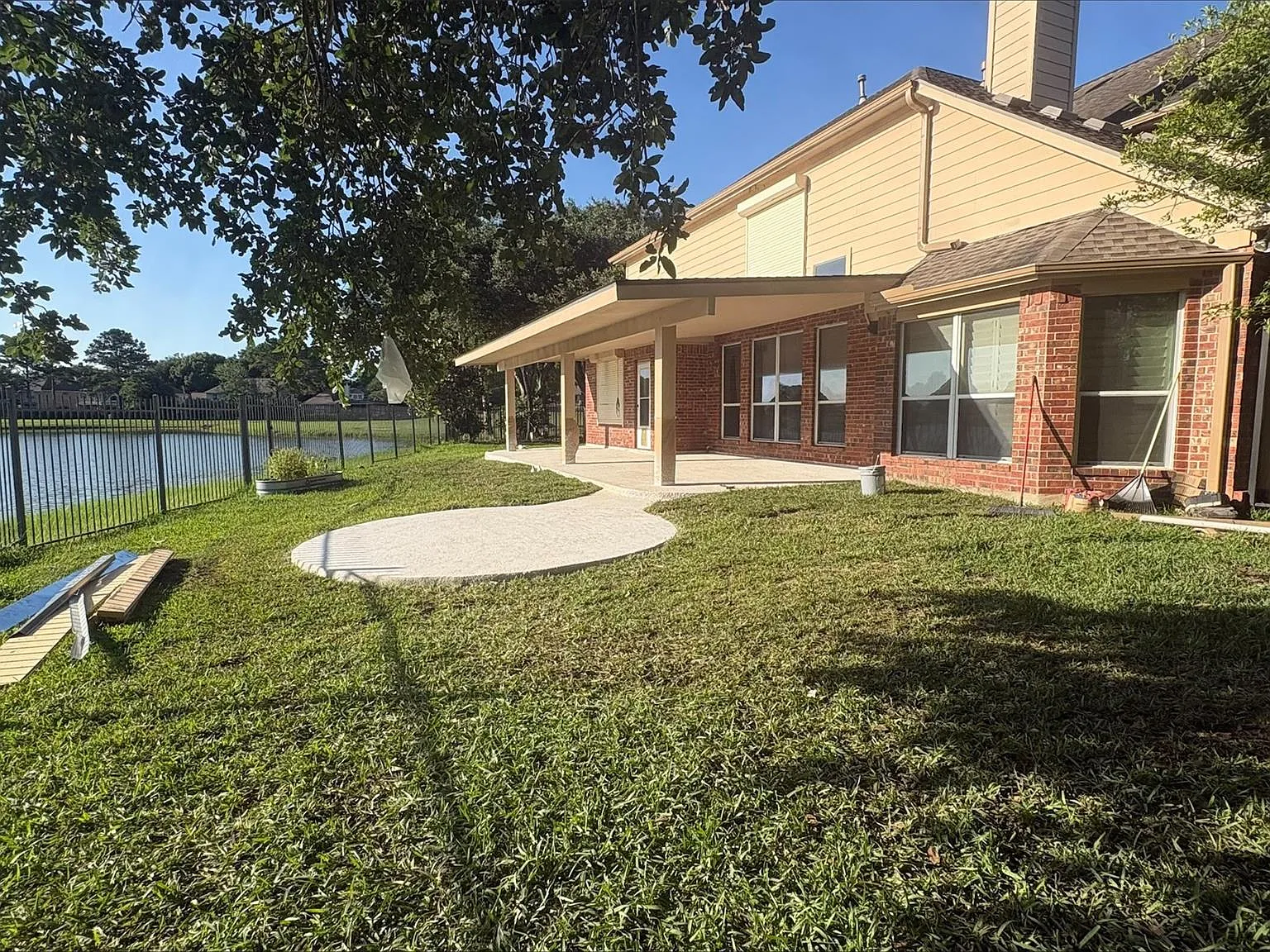 4 bed, 2.5 bath, 3507 sqft, $3,450 — Photo 4