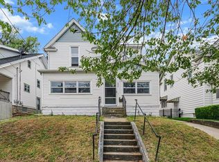 1054 Dunham St SE, Grand Rapids, MI 49506