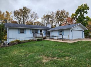 702 E Competine St, Knoxville, IA 50138
