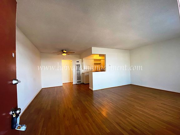 3rd image of 1303 Federal Ave Unit 2