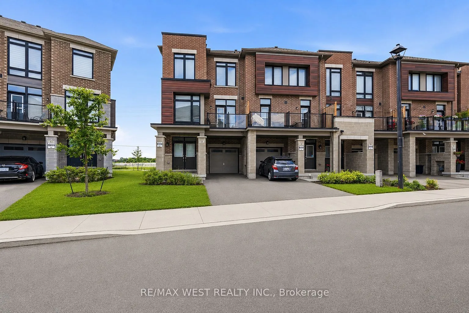3 bed, $3,800 — Photo 1