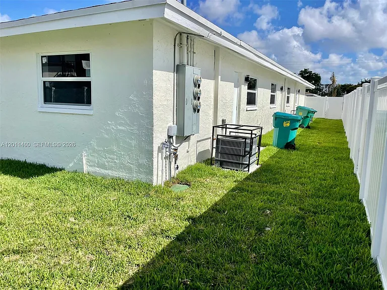 5711 NW 28th St #5711 — Photo 34