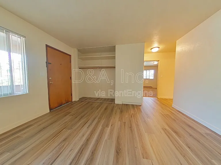 1140 NW Fillmore Ave — Photo 3