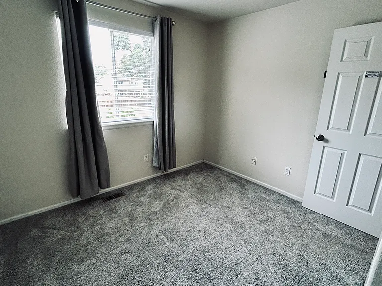 4535 W 63rd Pl — Photo 5