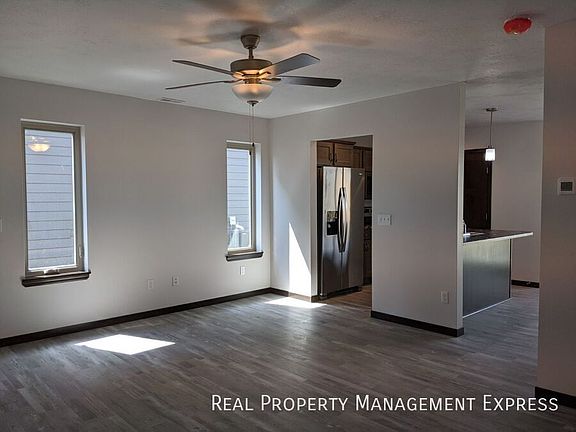3rd image of 2212 S Ronsiek Ave