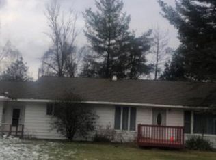 4769 N Eight Mile Rd, Pinconning, MI 48650