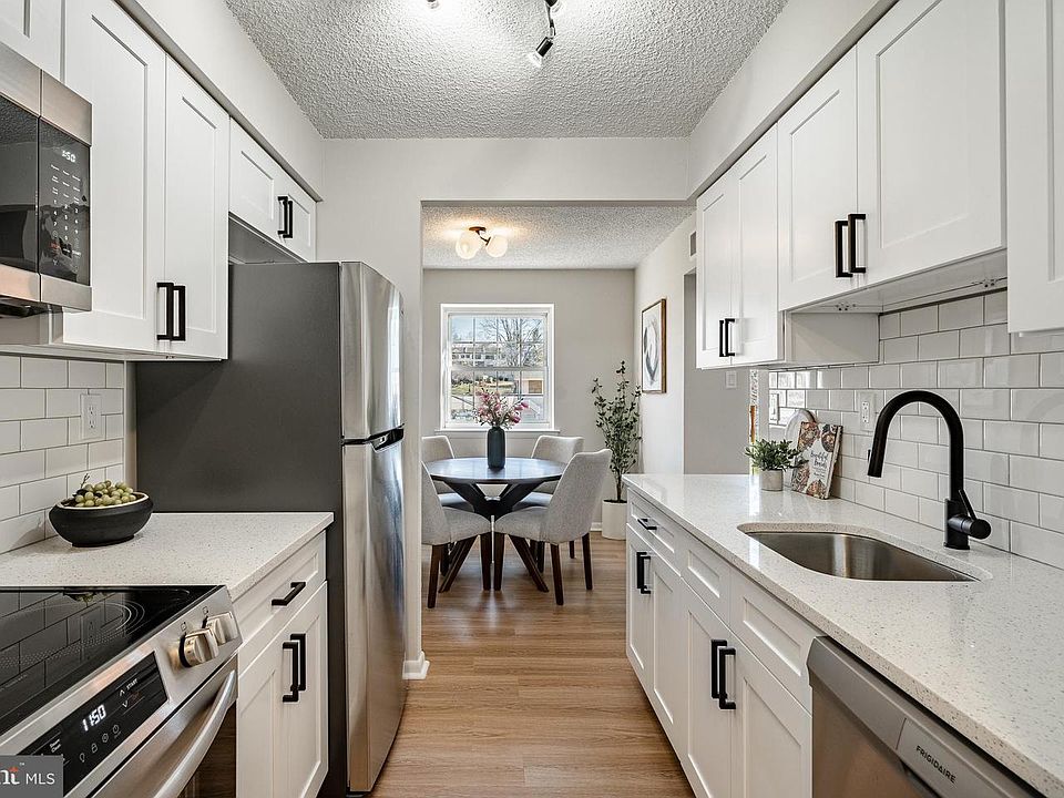 1st image of 2714 Eagle Rd #2714