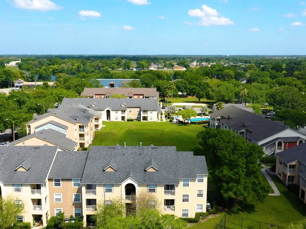 7451 Gatehouse Cir #83