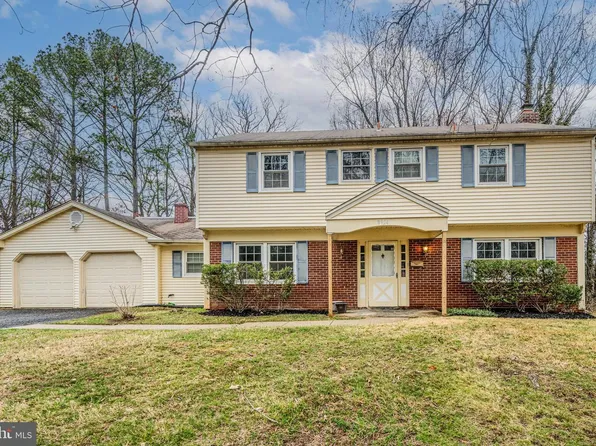 8904 Royal Ridge Ln, Laurel, MD 20708