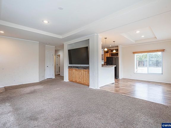 5th image of 151 Edwards Rd S #147