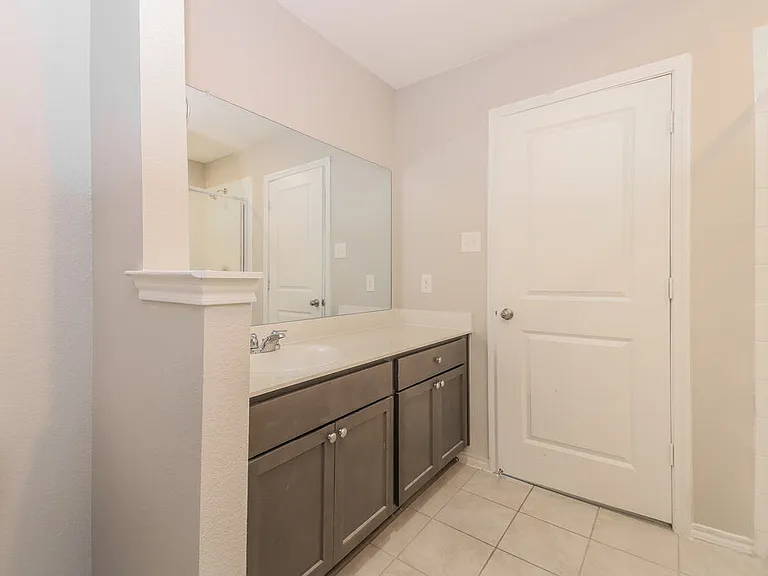2609 Hutchins Dr — Photo 13