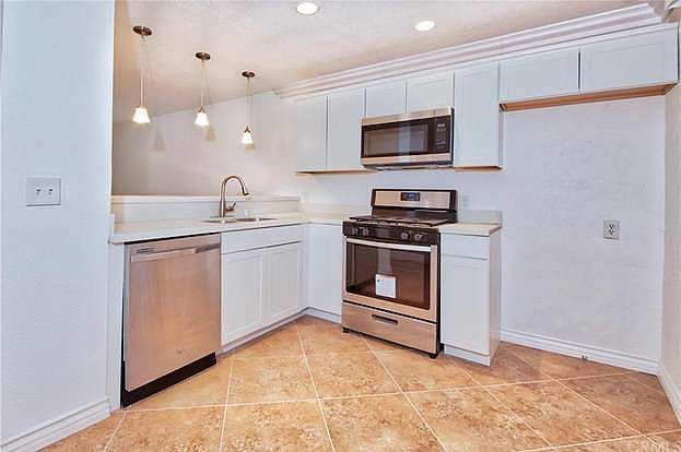 1st image of 2675 Shadow Hills Dr