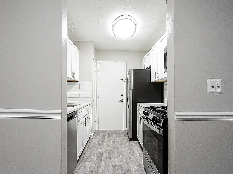 Parkside Sandy Springs — Photo 15