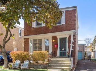 4242 Elm Ave, Brookfield, IL 60513