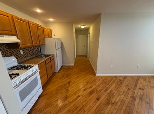 2129 S 9th St FLOOR 2, Philadelphia, PA 19148