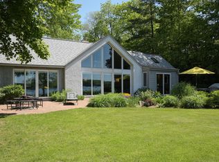 N61W30735 Beaver View Rd, Hartland, WI 53029