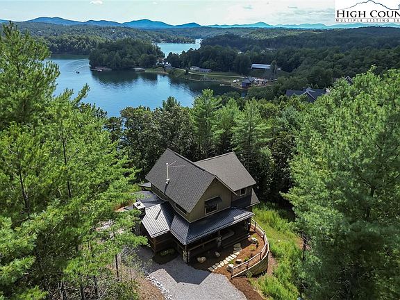 2nd image of 264 Porters Way