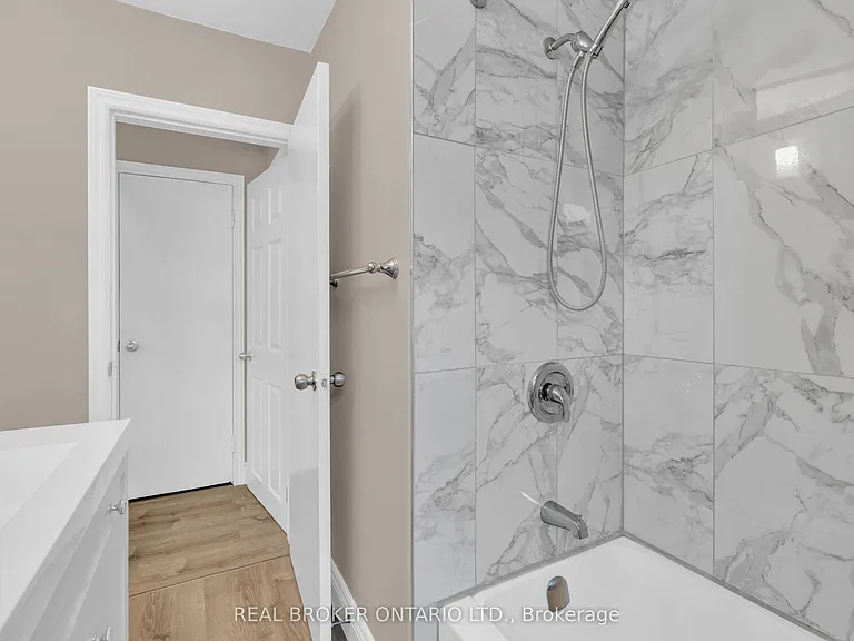 301 Franklin St N #A — Photo 12
