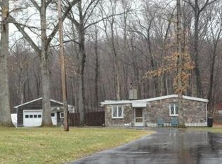 137 Weldon Rd, Lake Hopatcong, NJ 07849