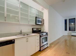 37 Wall St APT 19E, New York, NY 10005