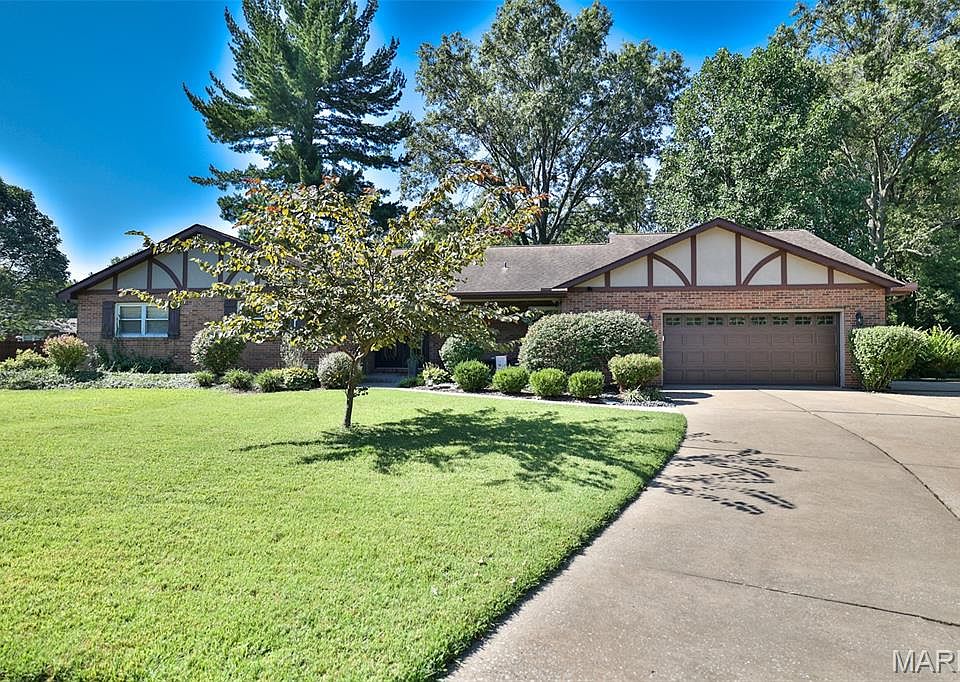 1st image of 124 Drake Ct