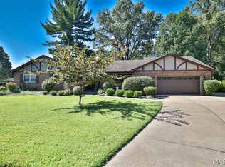 124 Drake Ct, Edwardsville, IL 62025