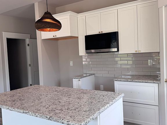2nd image of 30821 Lower Ridge Dr