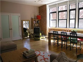 Rented by R New York