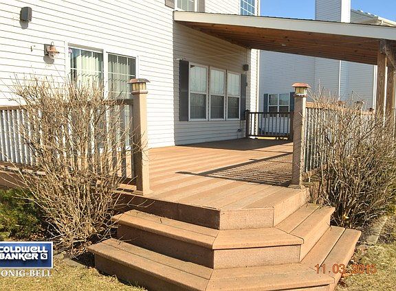 5th image of 1701 Manor Oaks Dr