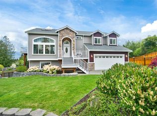 2288 Steamboat Loop E, Pt Orchard, WA 98366