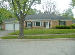 604 Lavinia Ln, Joliet, IL
