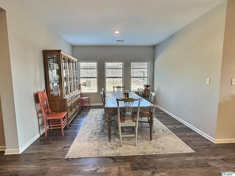 108 Creek Ridge Dr — Photo 11