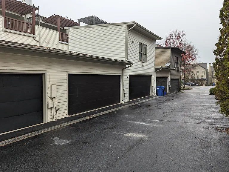 484 Bartram St SE — Photo 39