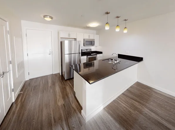 Linea Cambridge Apartments