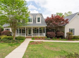 6001 Spring Forest Ct, Pleasant Garden, NC 27313
