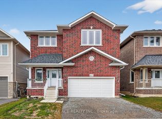 613 Lemay Grv, Peterborough, ON K9K 0G9