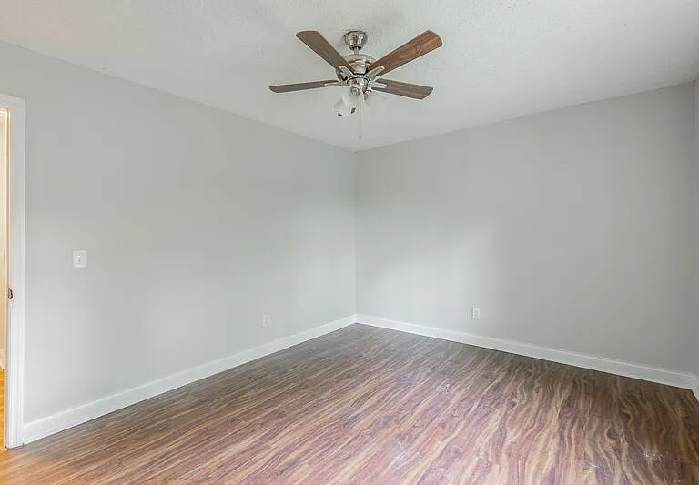 6876 Beulah Dr — Photo 26