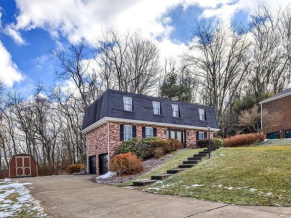 2nd image of 1782 Mountainview Dr
