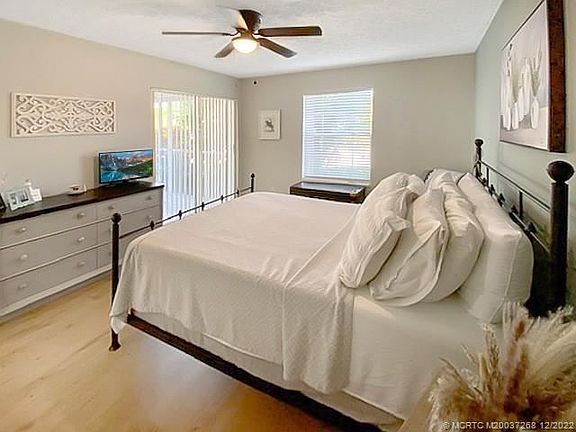 4th image of 804 SE Central Pkwy #1