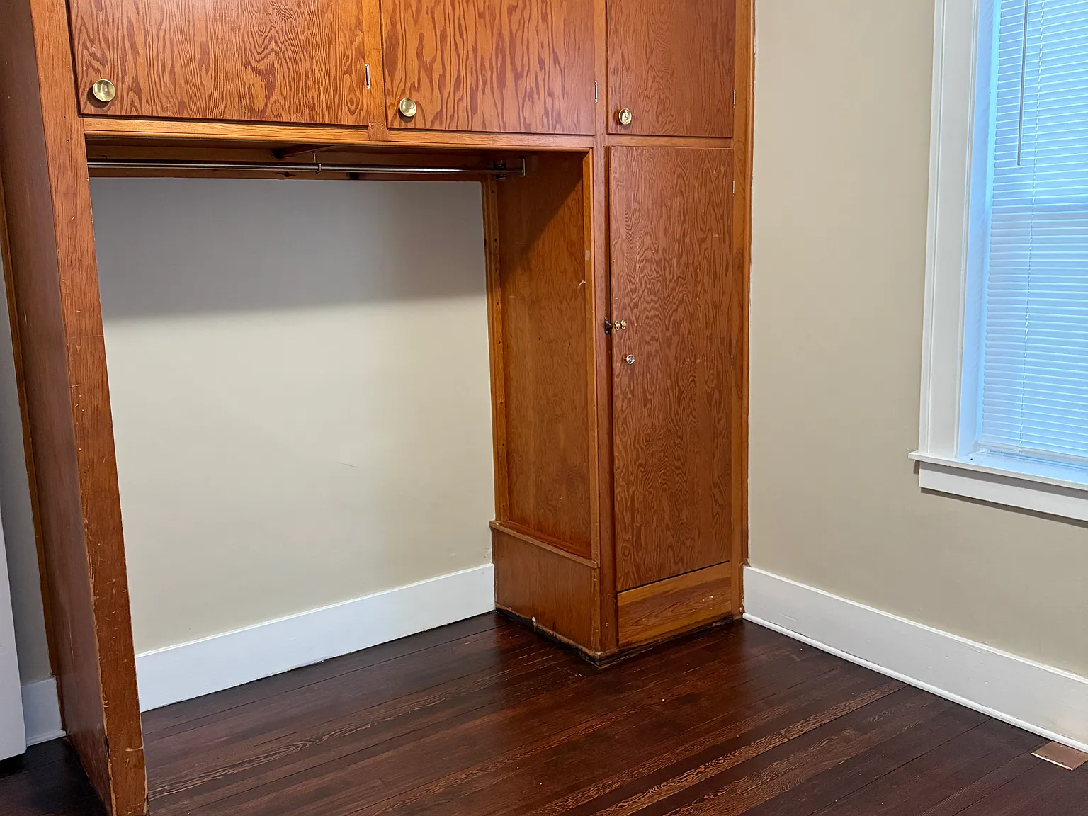 2 bed, 1200 sqft, $1,550 — Photo 4