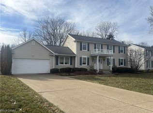 1293 Westview Cir SE, North Canton, OH 44720