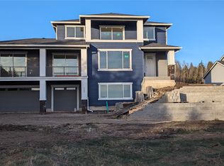 5466 Tolmiea Dr #15, Blaine, WA