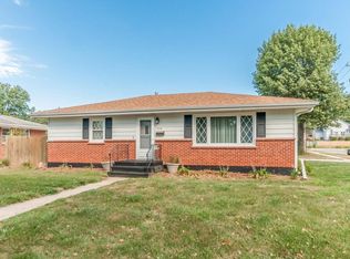 2718 Henry Ct NW, Cedar Rapids, IA 52405