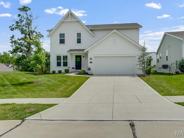 216 Old Moray Pl, Saint Charles, MO 63301