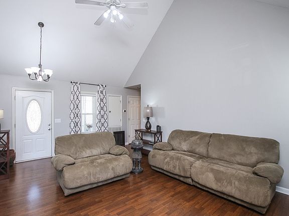 3rd image of 4365 Blackman Rd
